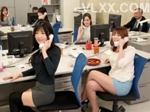 Cô bạn gái tq threesome các tư thế